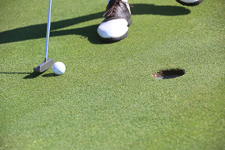 Putting green reopens Good Friday